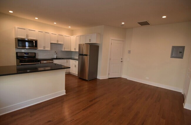 Foto del edificio - 3230 N Clark St