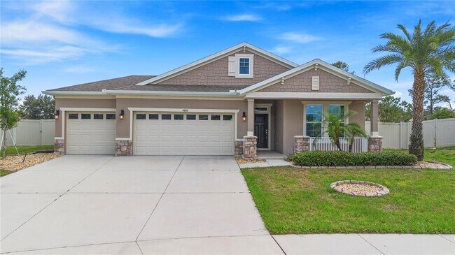 Foto del edificio - 4460 Linwood Trace Ln