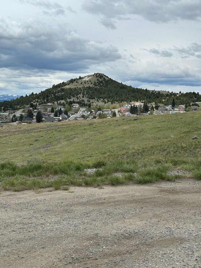 Foto del edificio - 801 N Montana St