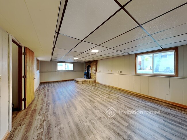 Foto del edificio - 3720 Roseberry Pl