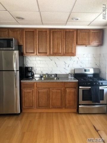 Building Photo - 3 bedroom in Queens NY 11417