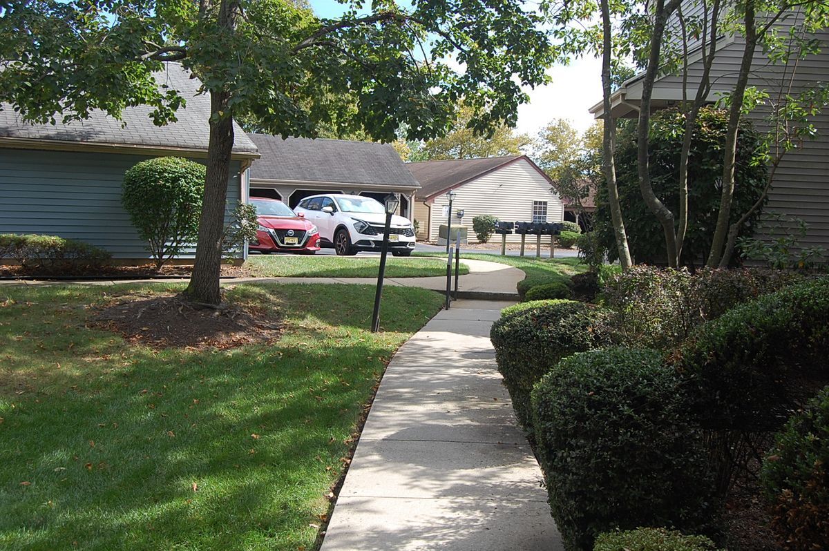 Building Photo - 124 Concordia Cir
