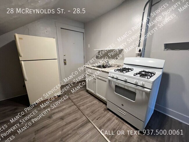 Foto del edificio - 28 Mcreynolds St