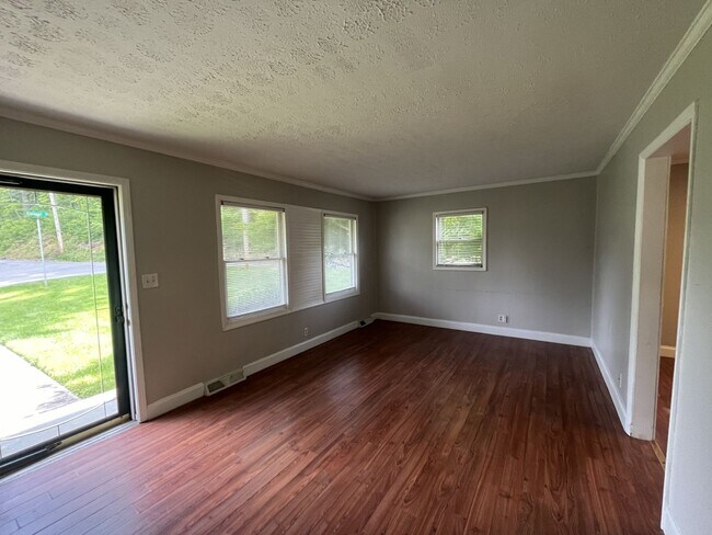 Foto del edificio - 2001 Elmwood St