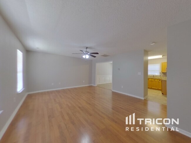 Foto del edificio - 2404 Ivy Run Dr