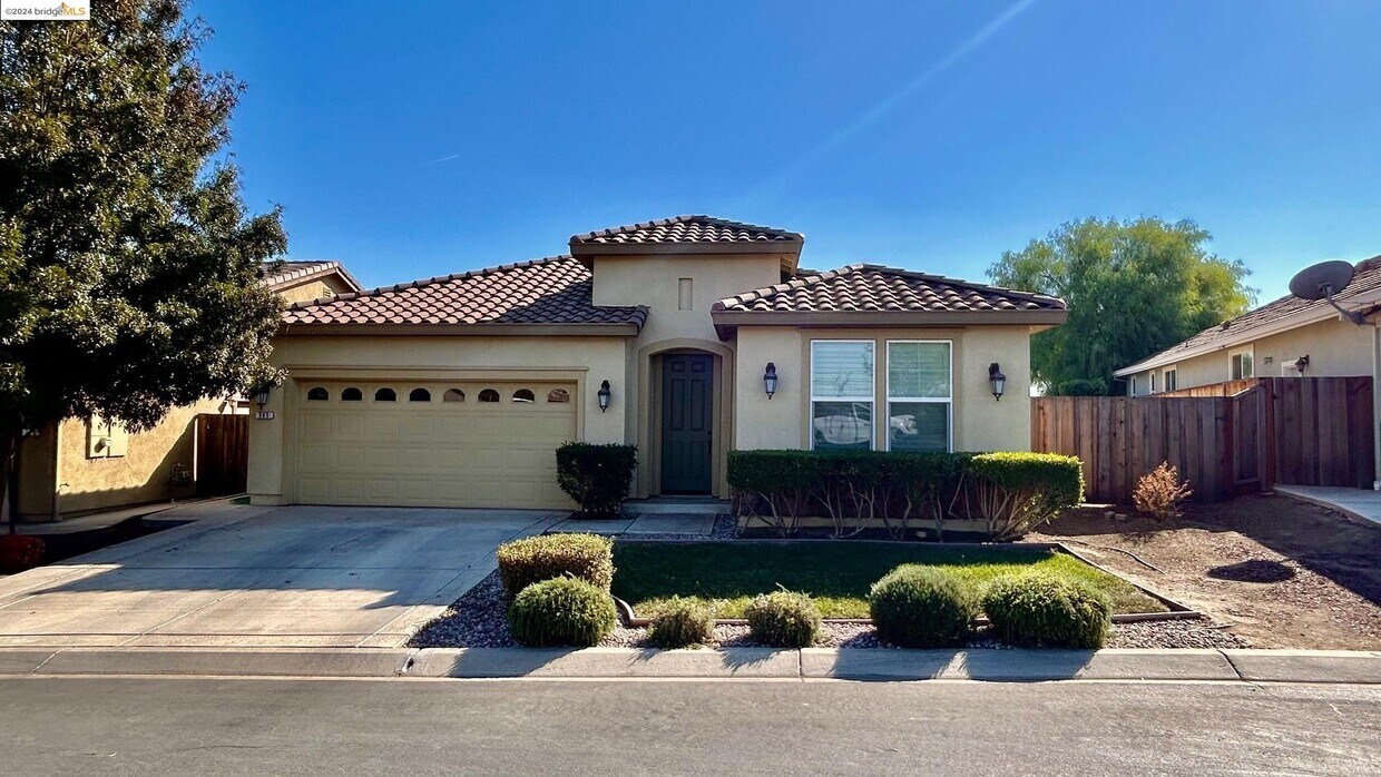 Foto principal - 741 Pardee Ct