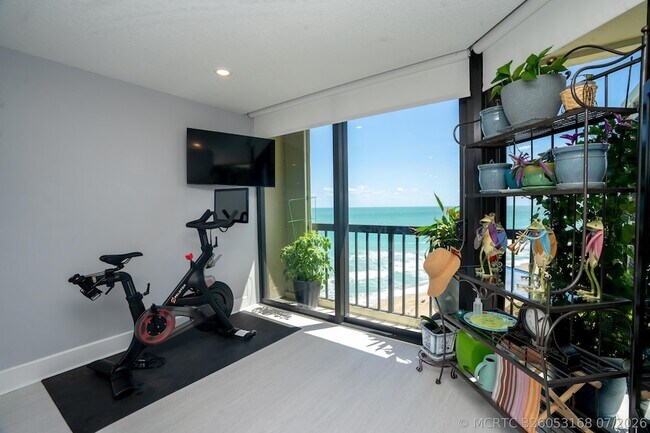 Foto del edificio - 9500 S Ocean Dr