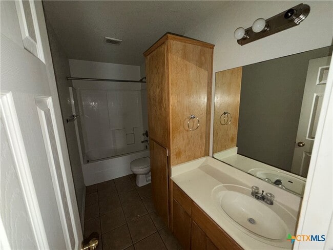 Foto del edificio - 220 Dale Earnhardt Dr