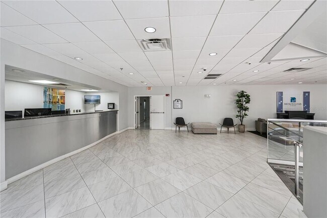 Foto del edificio - 151 E Washington St