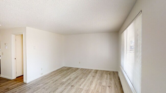 Building Photo - 13605 107th Ave Ct E