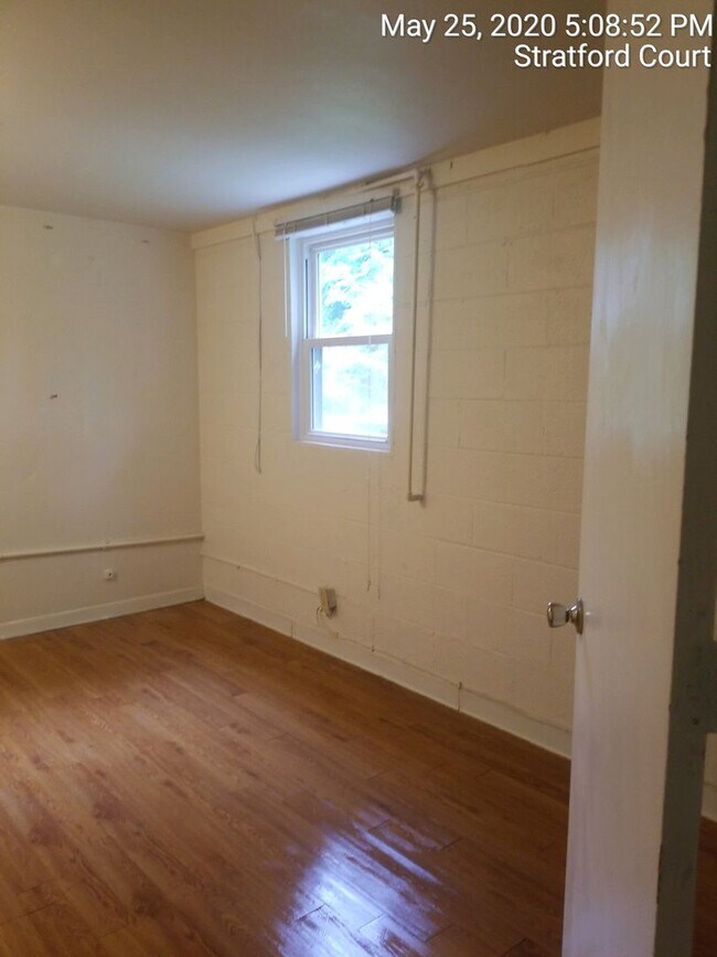 Foto del edificio - 108 Stratford Ct