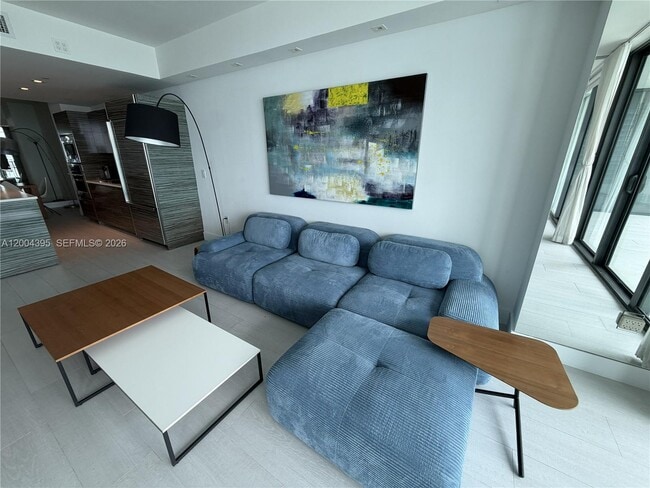 Foto del edificio - 460 NE 28th St