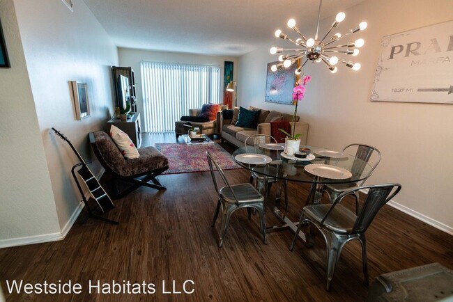 Building Photo - 312 S Willaman Dr