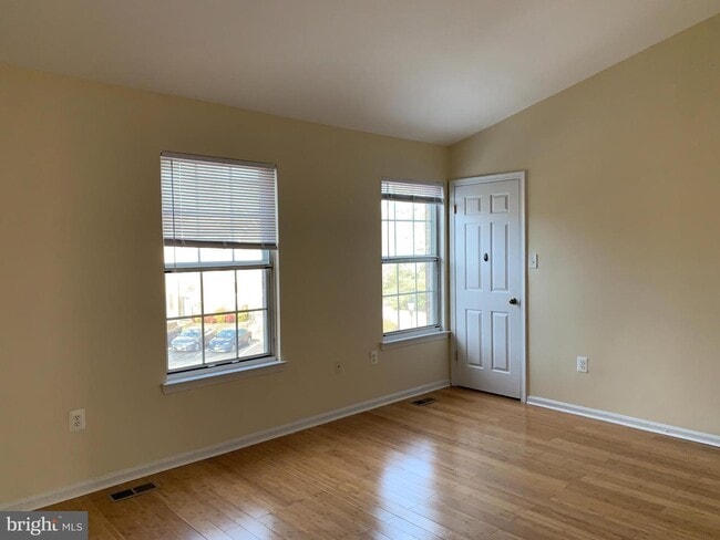 Building Photo - 6904 Storch Cir