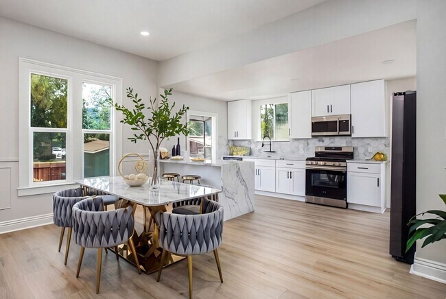 Foto del edificio - 4224 Brockton Ave