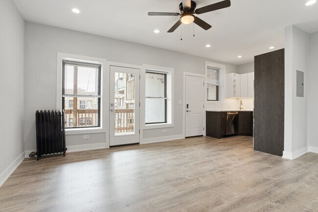 Foto del edificio - 1243 W Morse Ave