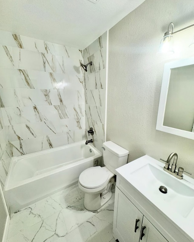 Building Photo - 4327 Ericson Dr