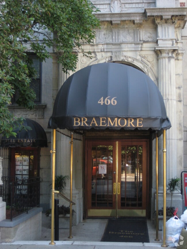 Building Photo - 466 Commonwealth Ave