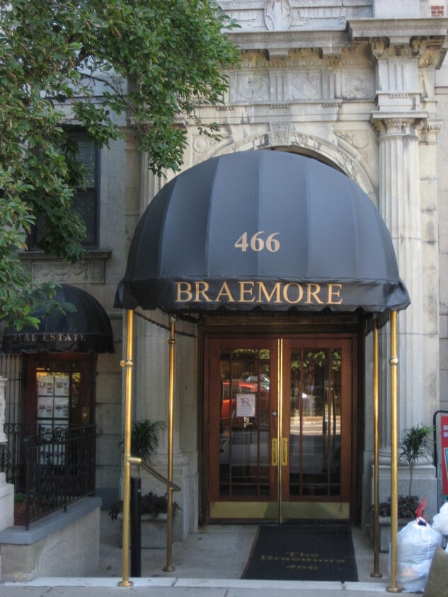 Entrance - 466 Commonwealth Ave