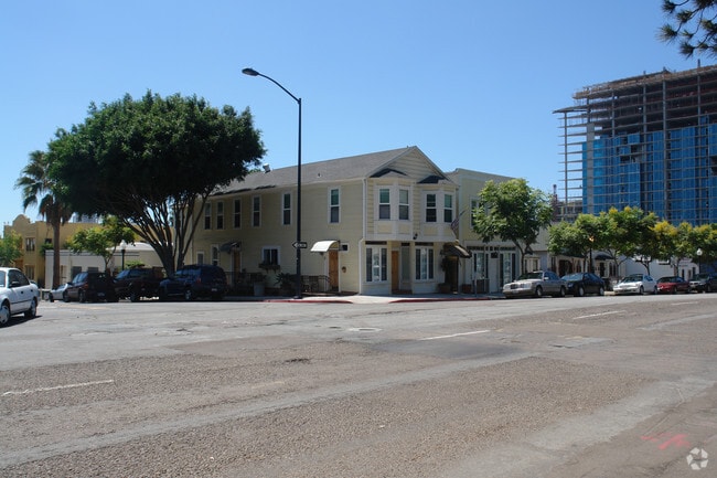 Building Photo - 1343 C St