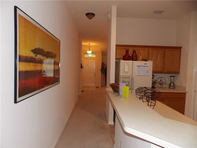 Building Photo - 6212 Candletree Ln