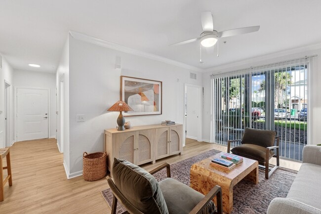 Building Photo - Bell Avalon Park