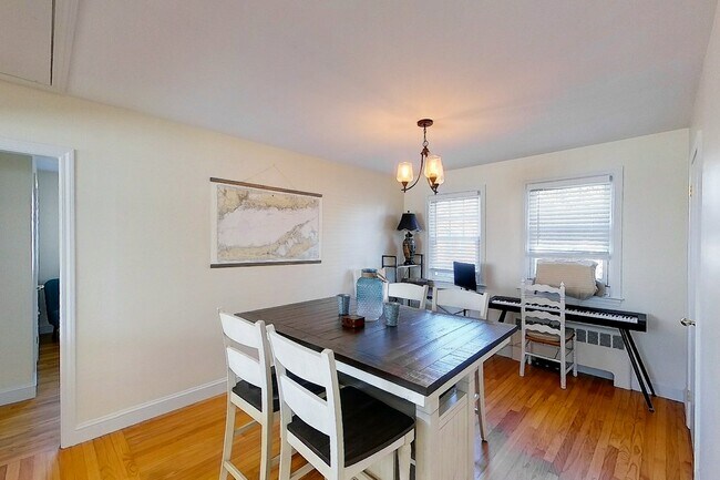 Foto del edificio - 9 Hillside Ave