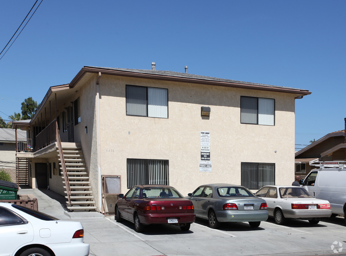 Primary Photo - 4416 Highland Ave