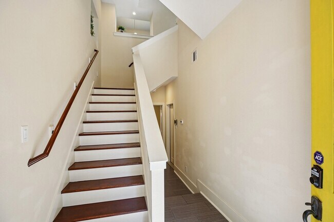 Foto del edificio - 209 Burr St
