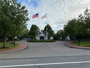 Building Photo - 500 Mendon Rd
