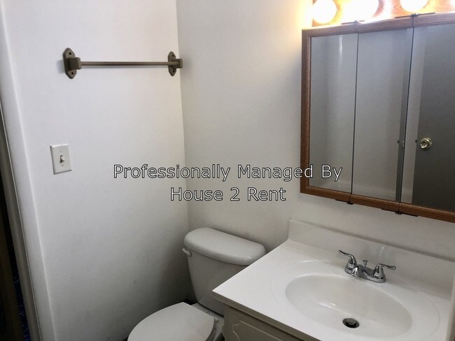 Foto del edificio - 907 W 11th St