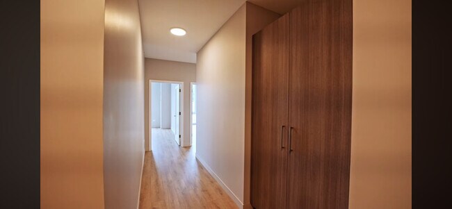 Foto del edificio - 201 W Chestnut St
