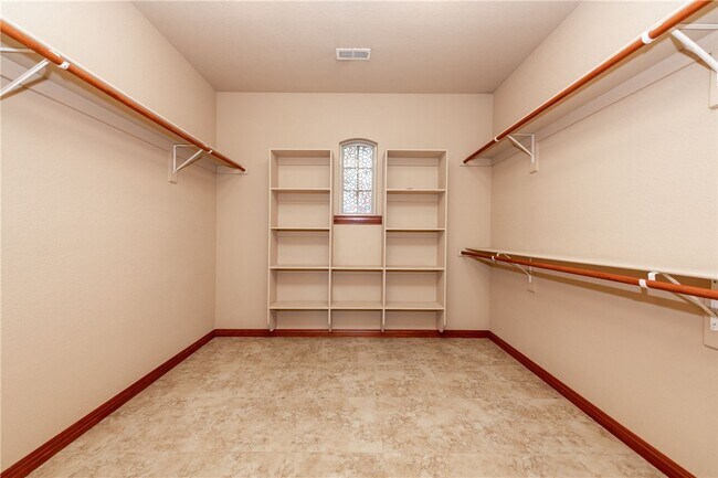 Foto del edificio - 3902 SW Banbury Dr