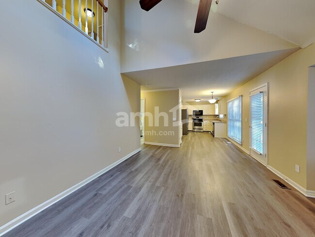 Foto del edificio - 6323 Stonewick Dr