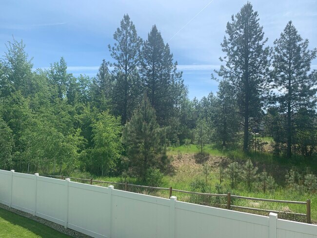 Foto del edificio - 17108 N Dakota Ln