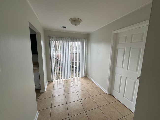 Building Photo - 6493 Marcie St