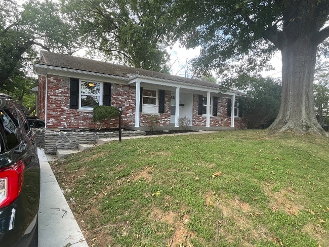 Building Photo - 8809 Malvern Hill Rd