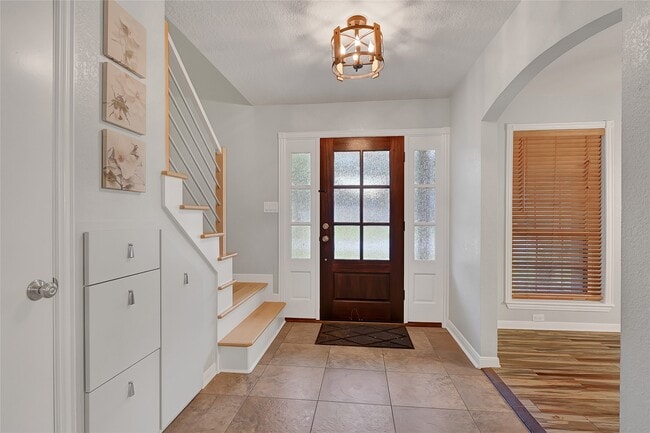 Foto del edificio - 14419 Ravenhurst Ln