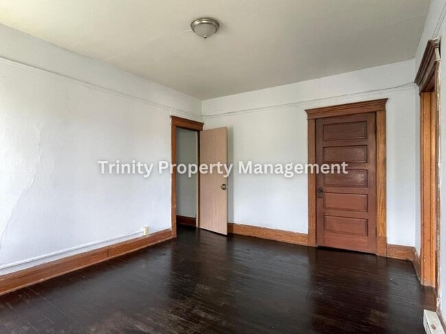 Foto del edificio - 103 Grove Ave