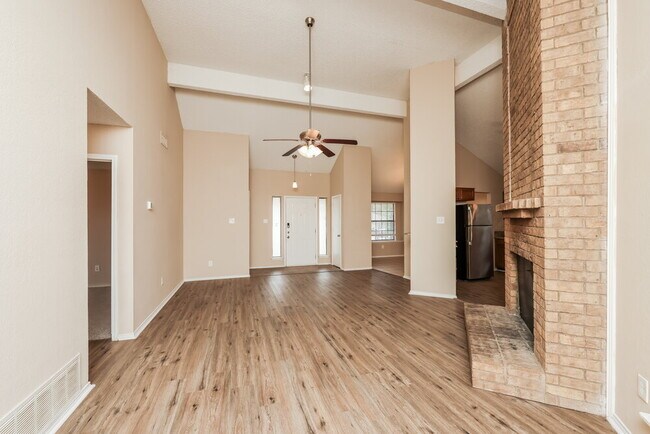 Foto del edificio - 406 Kalmia Dr