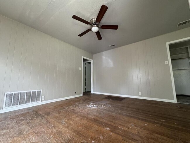 Foto del edificio - 1508 S 43rd St