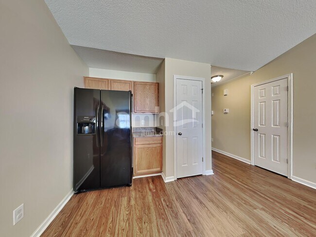 Building Photo - 101 Calcite Dr