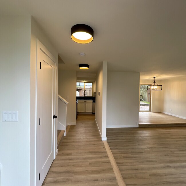 Foto del edificio - 20011 35th Ave W