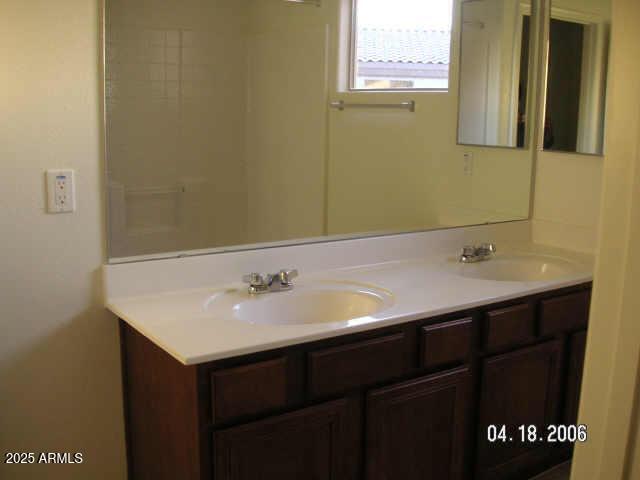 Foto del edificio - 8154 W Beck Ln