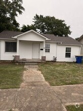 Building Photo - 1336 Magnolia St