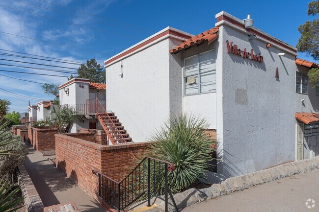 Apartamentos Villa De León - Villa De Leon Apartments