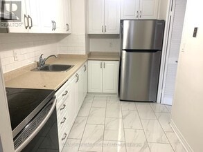 Building Photo - 1 Massey Square