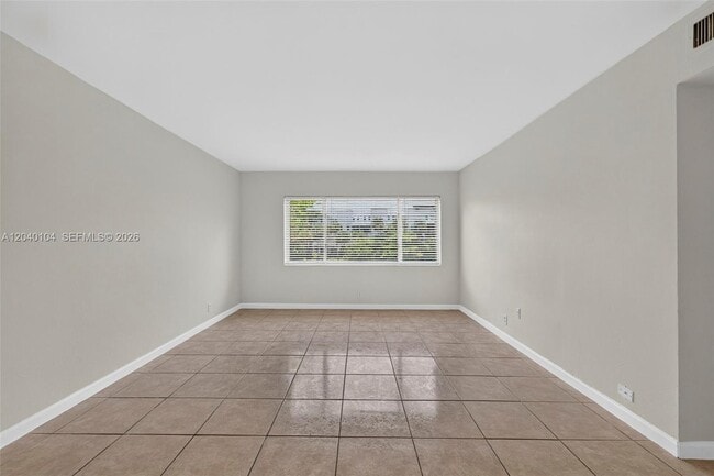 Foto del edificio - 151 SE 6th Ave