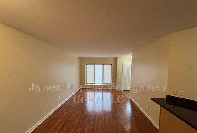 Foto del edificio - 1129 S Troy St