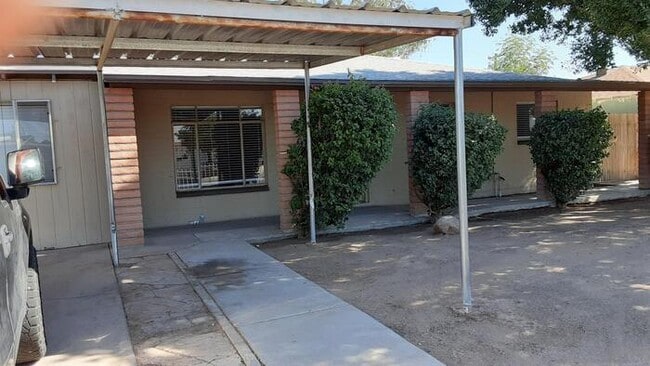 Foto del edificio - 4717 N 47th Dr